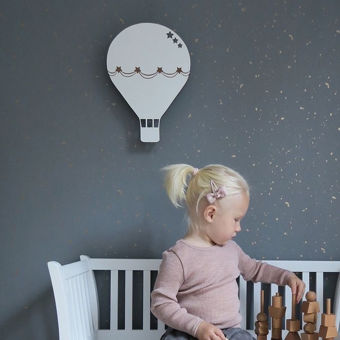 Hovedbilde Maseliving Luftballong Lampe i Eik, Hvitmalt 