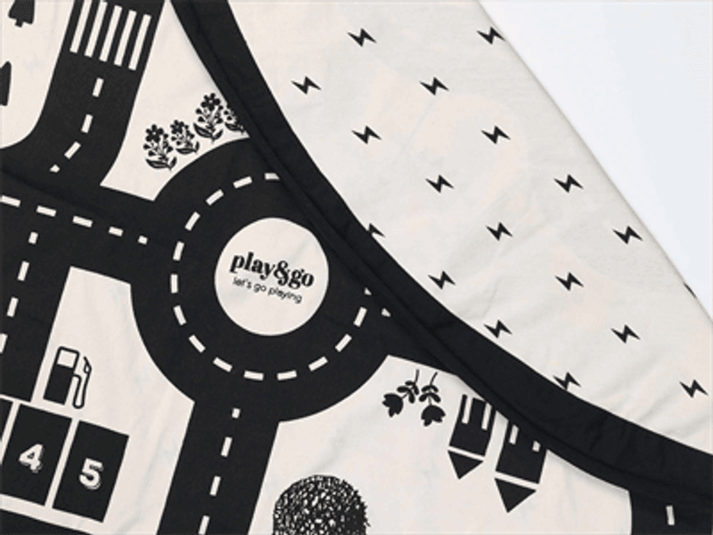 Play & Go Oppbevaringspose og Leketeppe, Bilvei